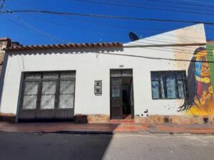 Hostal Casa Del Arbol – Family Room