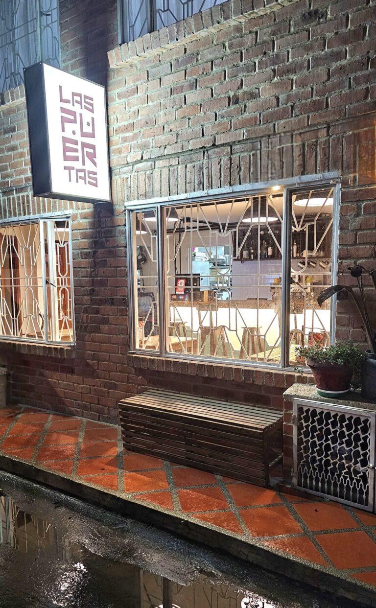 Restaurante Las Puertas.
