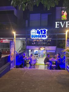 413 Burgers – Circunvalar